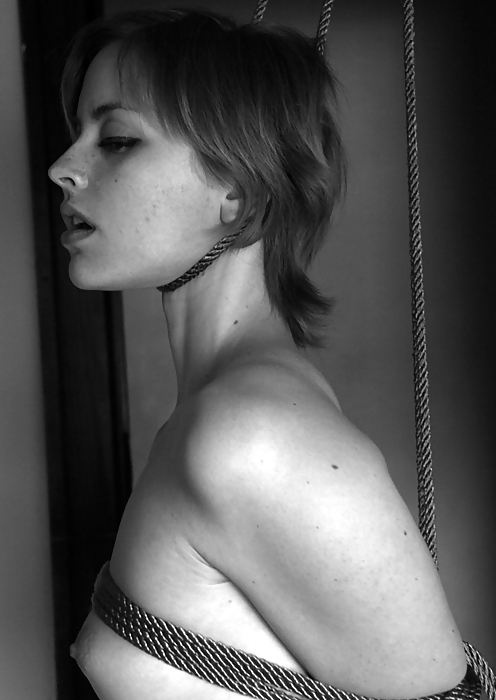 Gloomy and White 350! #9466717