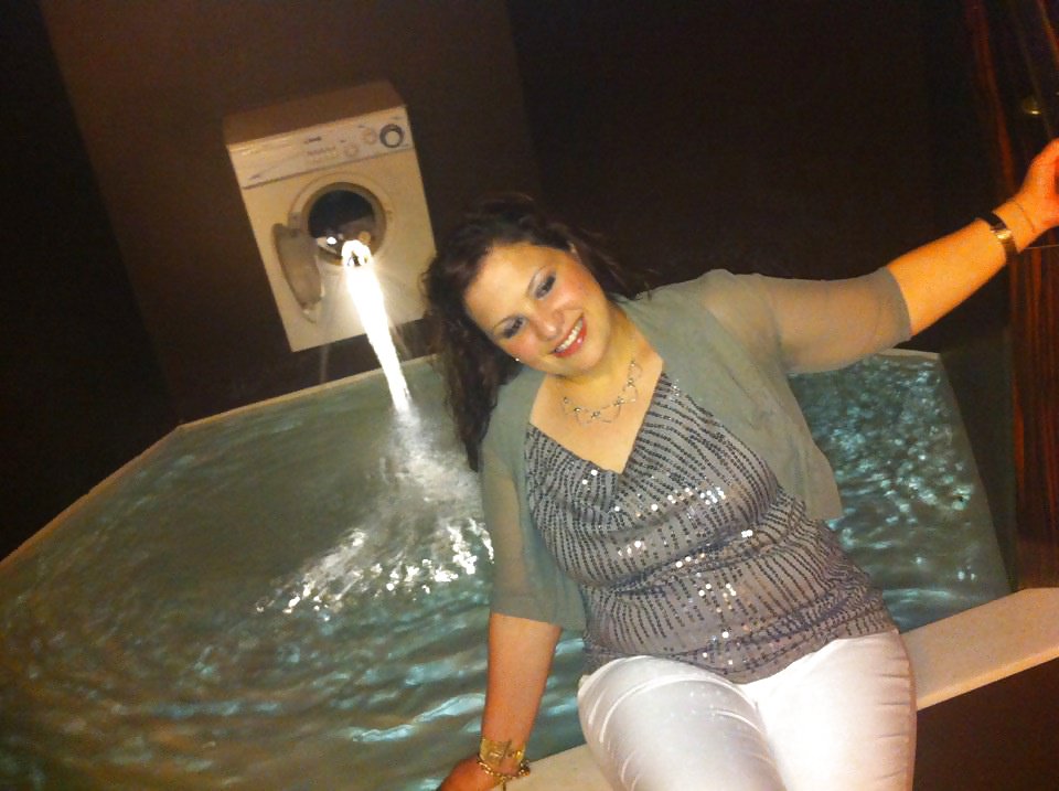 Ihsan al ghlida
 #21602122