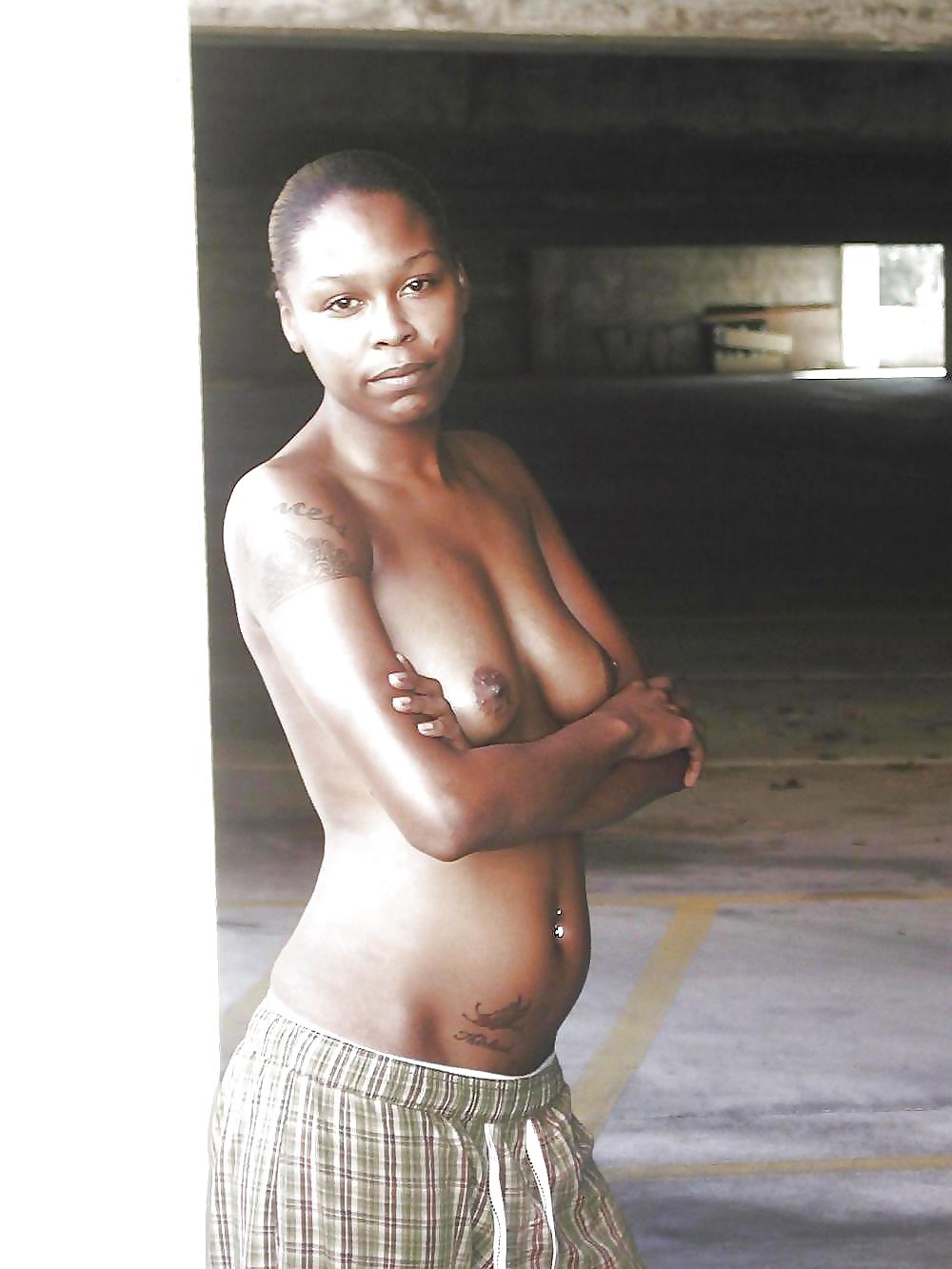 Sirenas de ébano y conejitos de playa + más al aire libre v
 #14210086