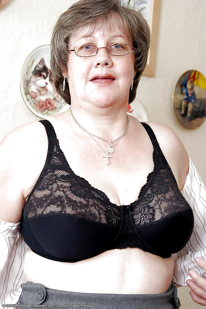 Granny mature Bras Big  Tits #22478288