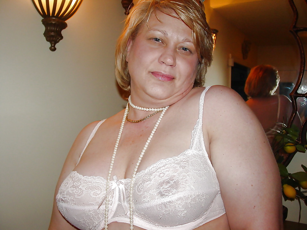Granny mature Bras Big  Tits #22478367