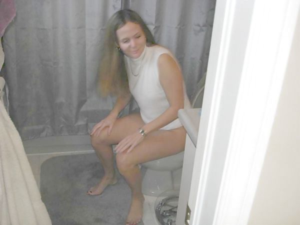 HOT AMATEUR...DENISE #8839106