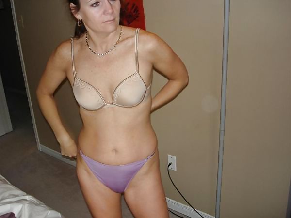 HOT AMATEUR...DENISE #8839319