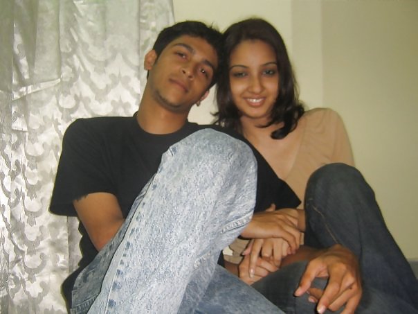 Desi Young Couple #21284913