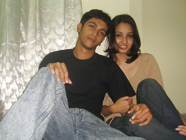 Desi young couple
 #21284923