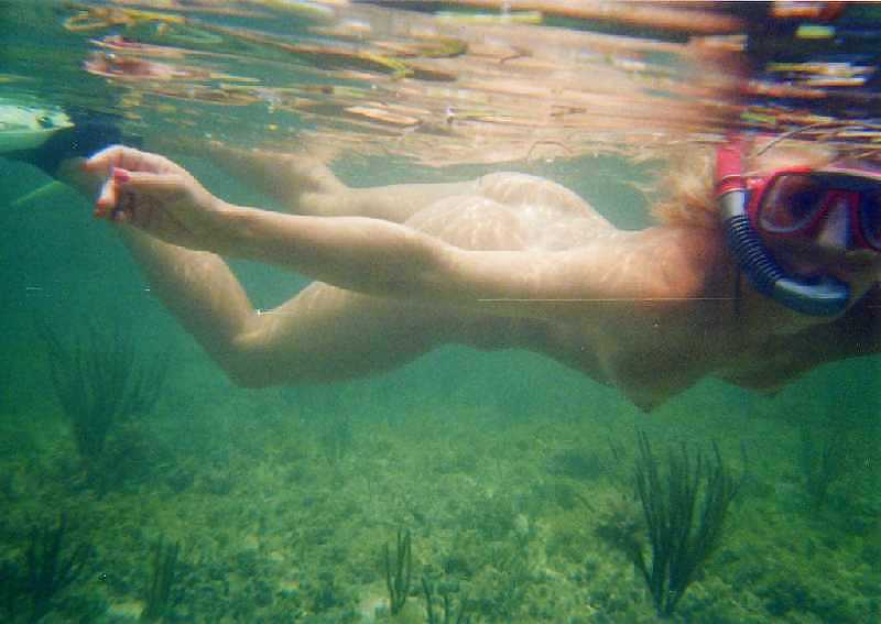Jóvenes bajo el agua, las niñas ii
 #12133594