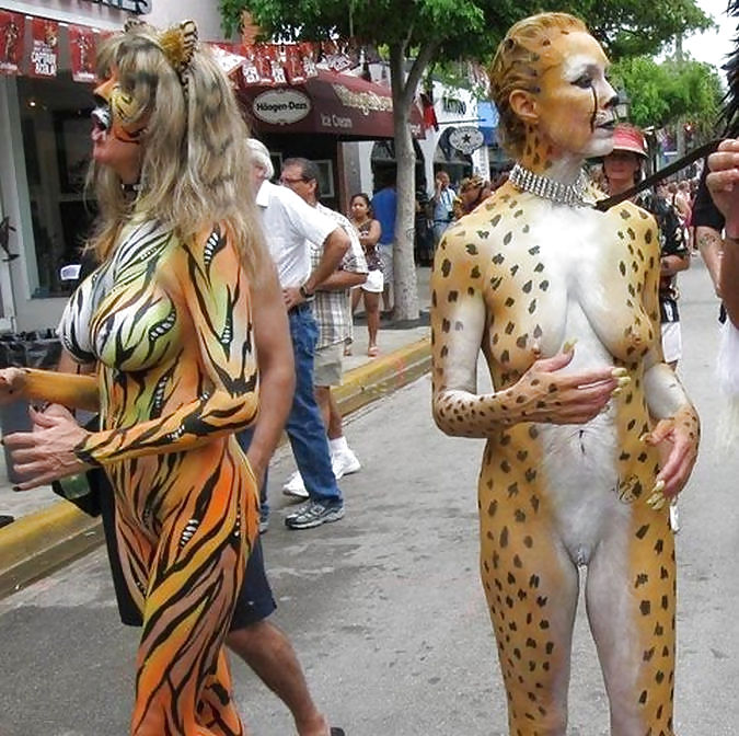 Bodypaint En Public #21804089