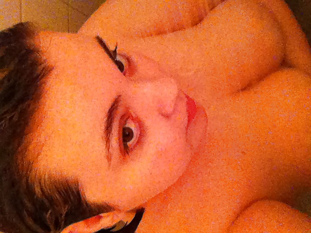 彼女の
 #16771391