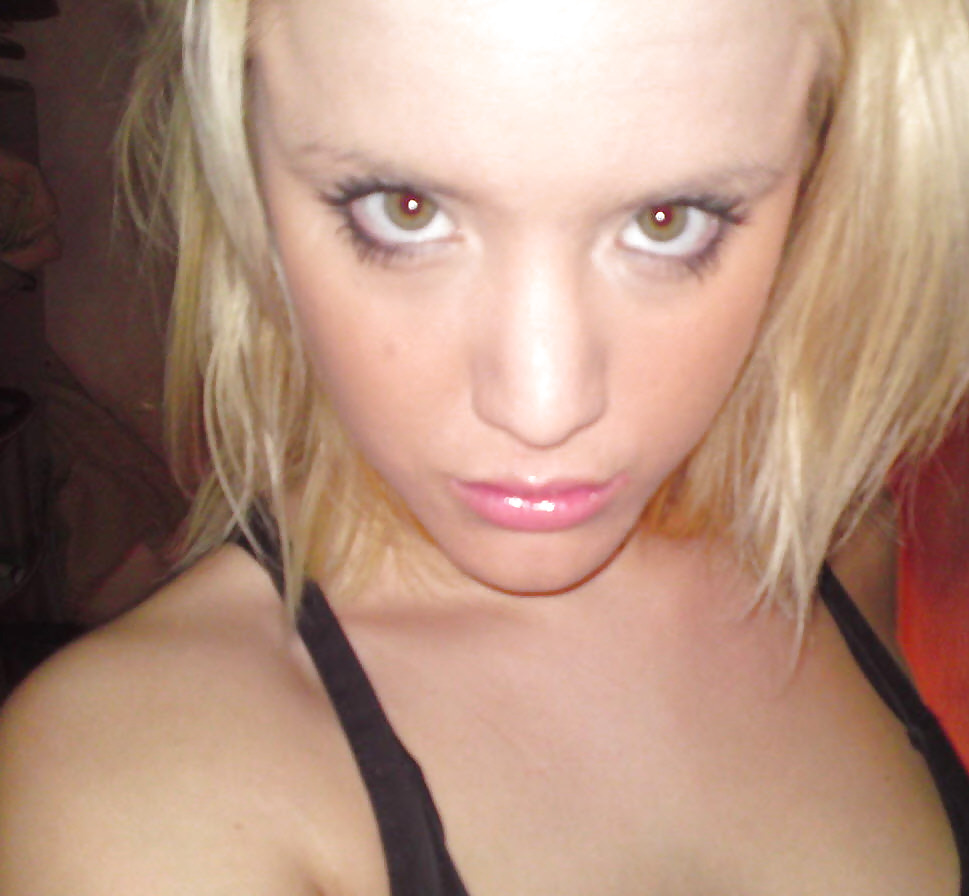 Erotischen Amateuren Mädchen # 24 #13736681