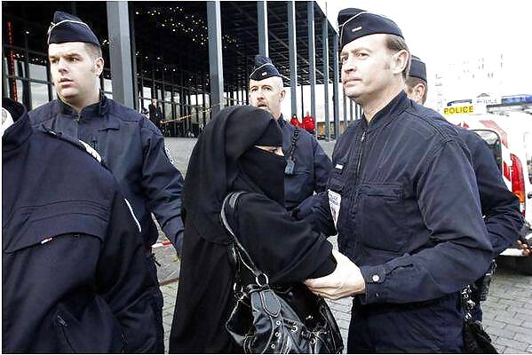 Muslima
 #22864823