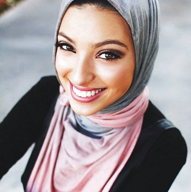 Muslima
 #22864829