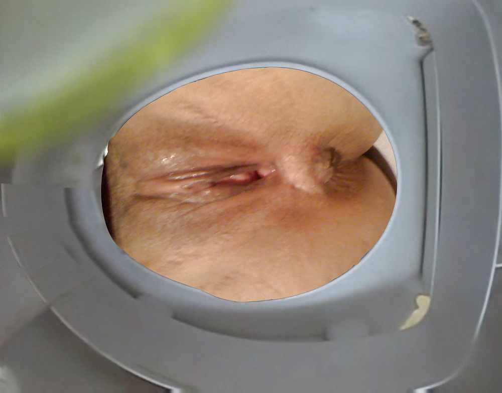 False Rest room Pics with my Companion #9922035