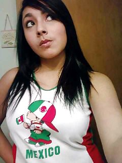 Jóvenes calientes
 #3275758