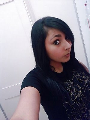 Jóvenes calientes
 #3275797