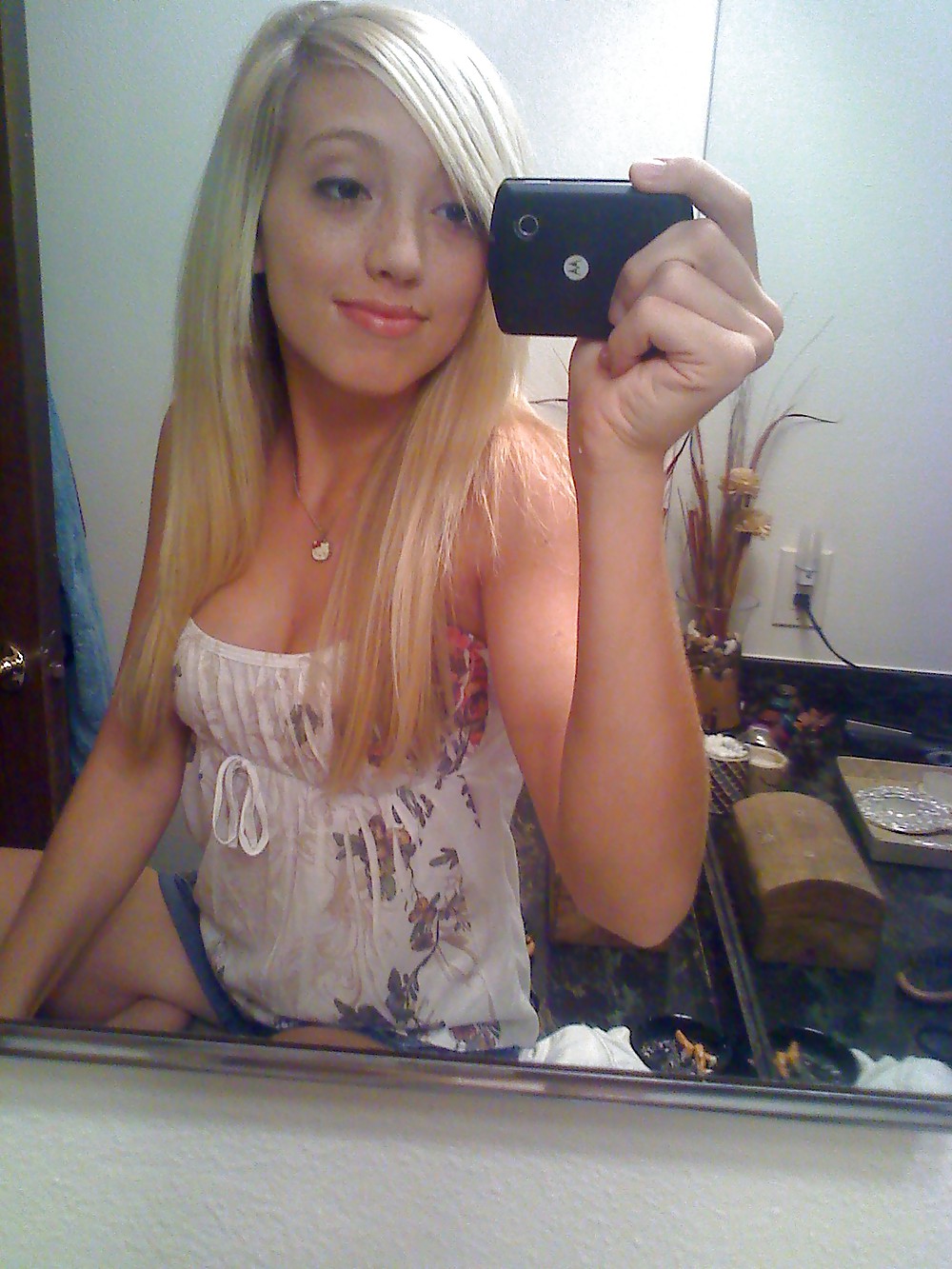 Jóvenes calientes
 #3275892