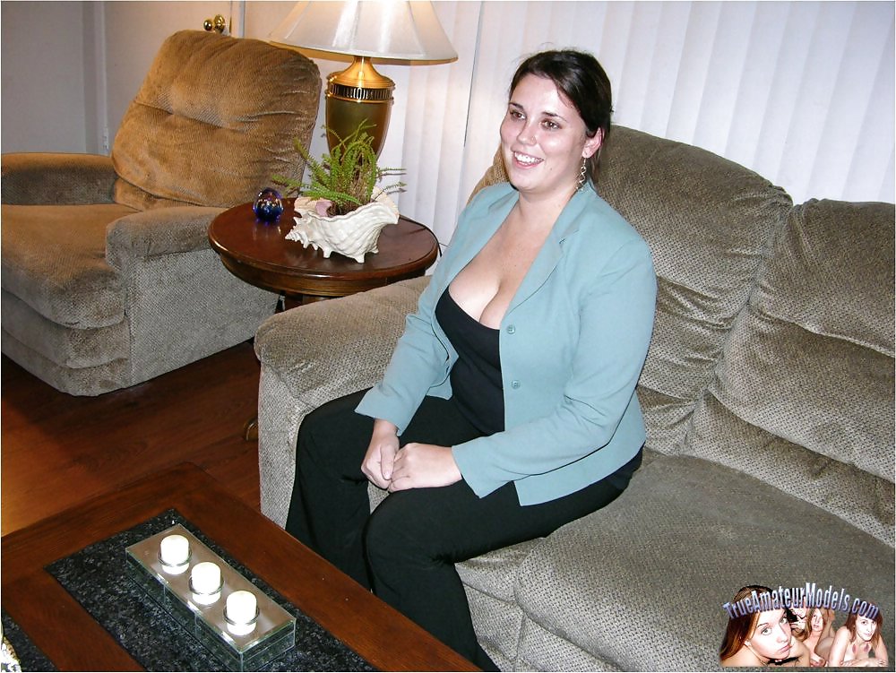 Sexy brunettes #8507007