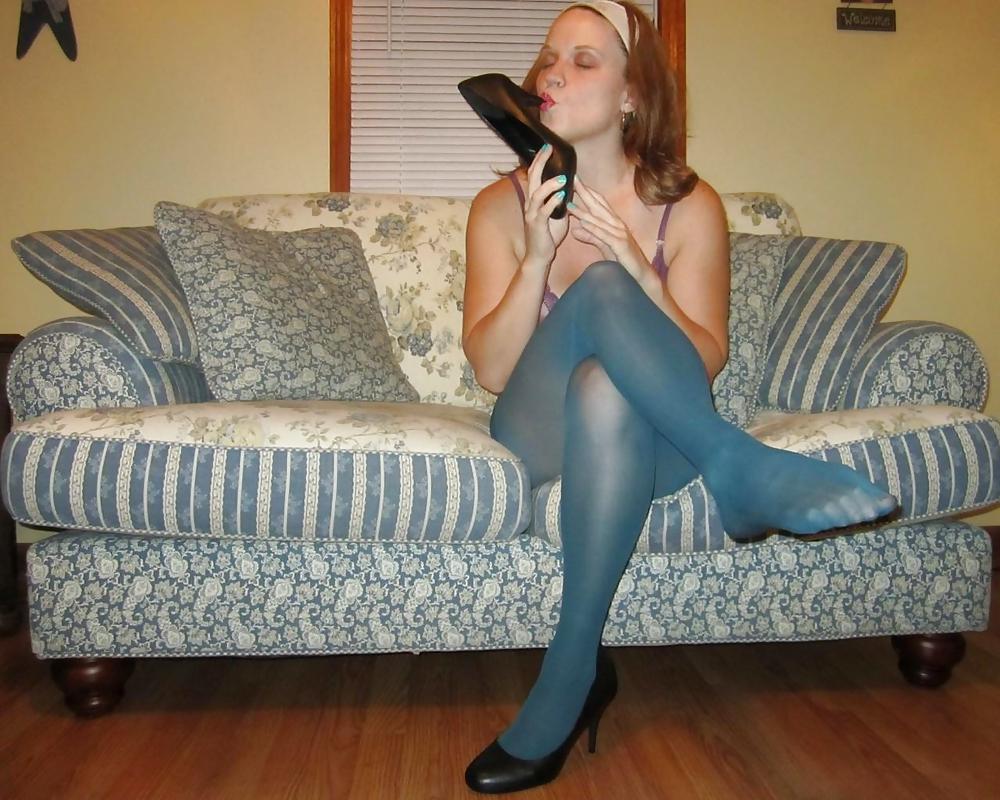 SEXY BUSTY IN PANTYHOSE #8839061