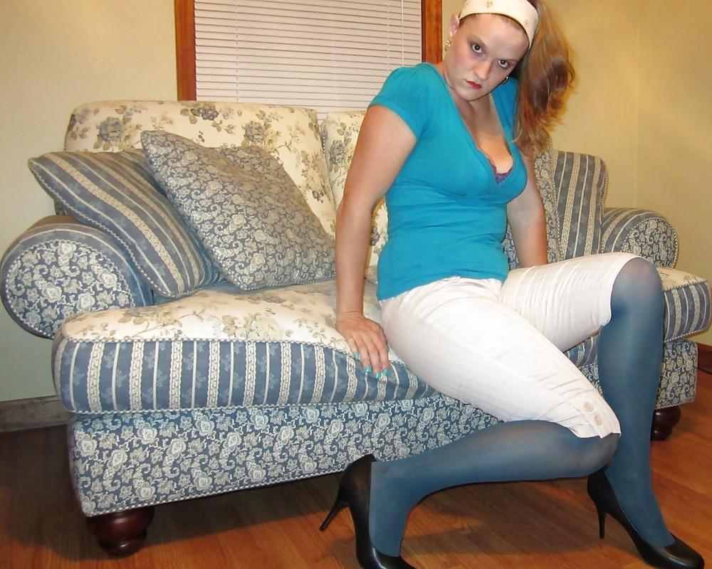 SEXY BUSTY IN PANTYHOSE #8839080