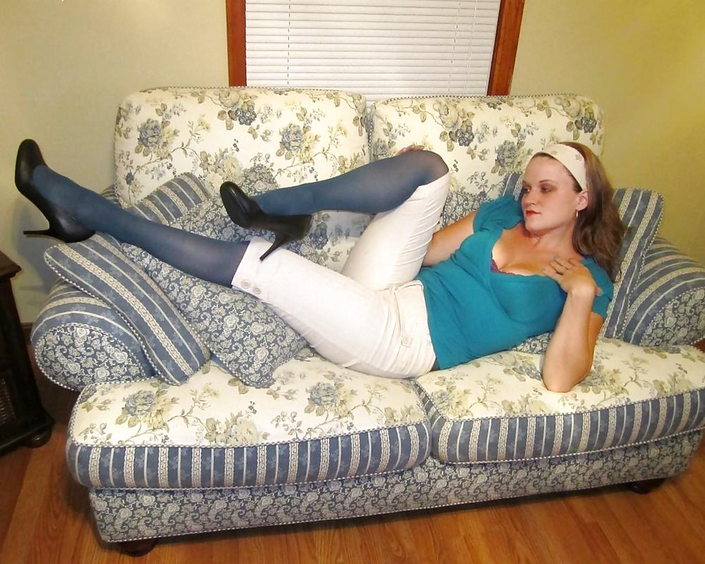 SEXY BUSTY IN PANTYHOSE #8839262