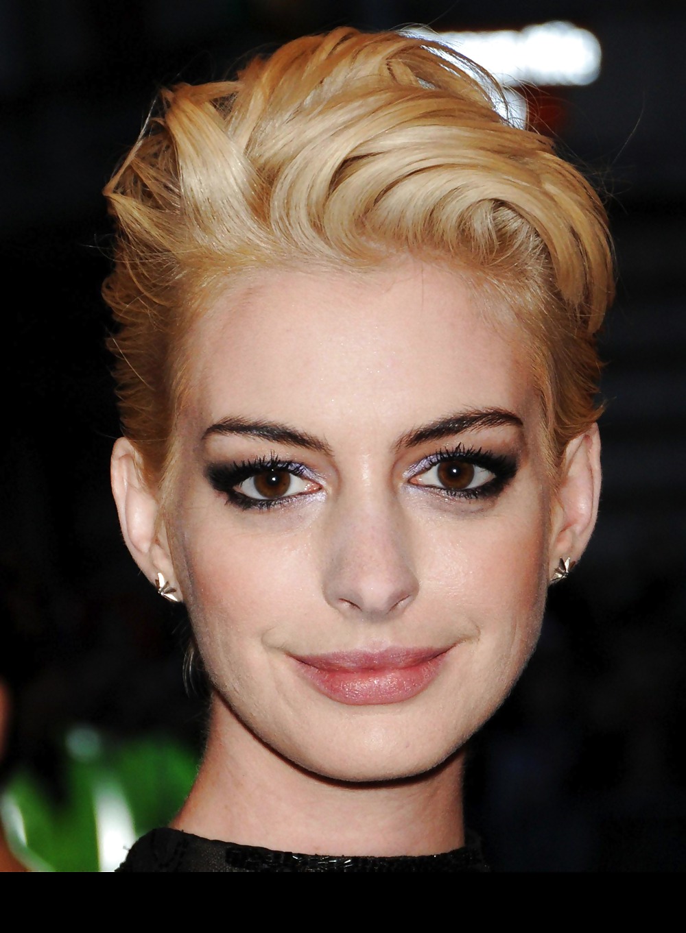 More celebs with short hair #13579974