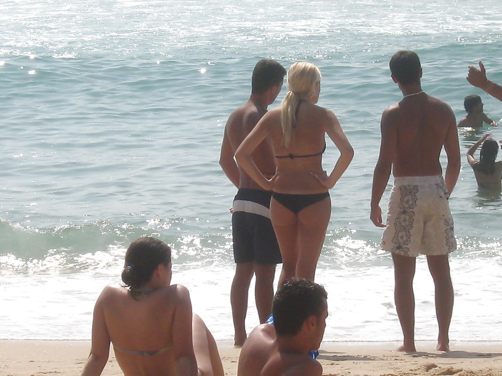 Playas bikinis tangas topless fotos 2
 #4141690