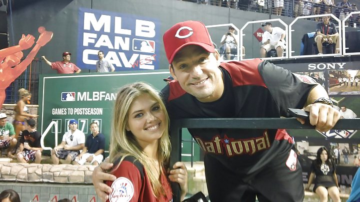 Kate Upton All-Star-Berühmtheit Softball-Spiel In Phoenix #4635986