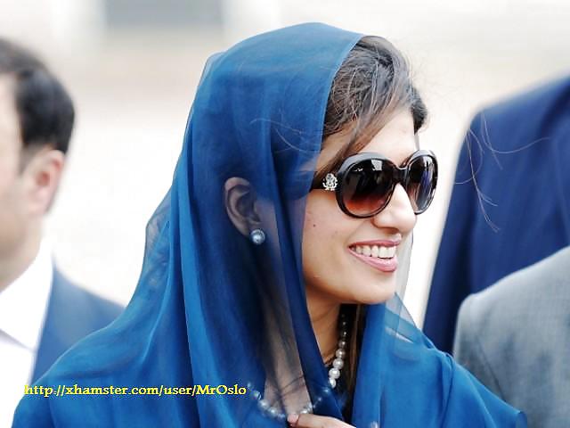 Pakistan Beautiful Foreign Minister Hina Rabbani Khar  #12085928