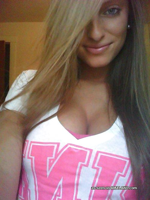Varias tetas y culos
 #15698734