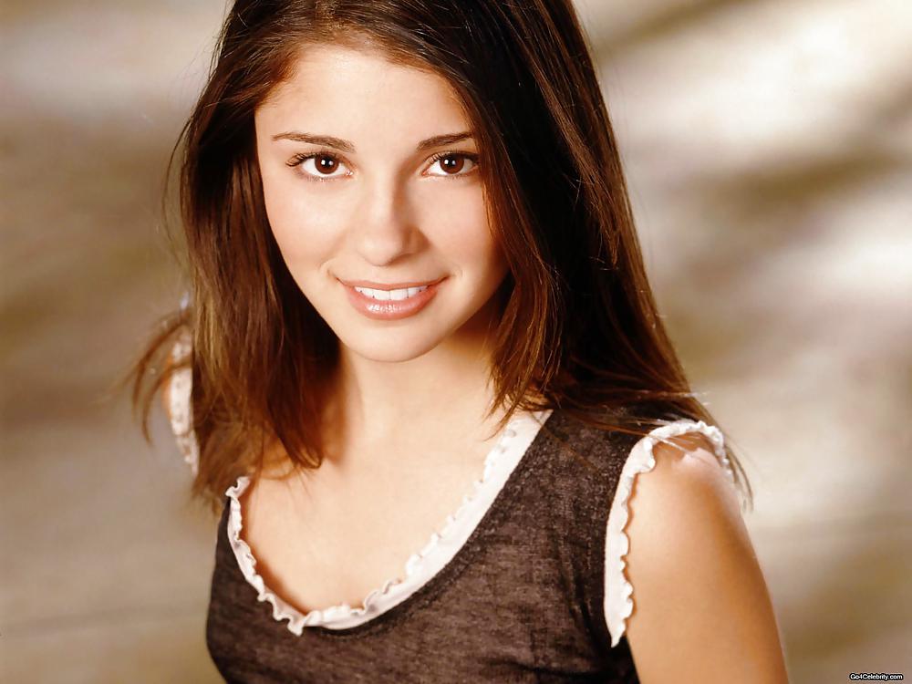 Shiri Appleby #16172687