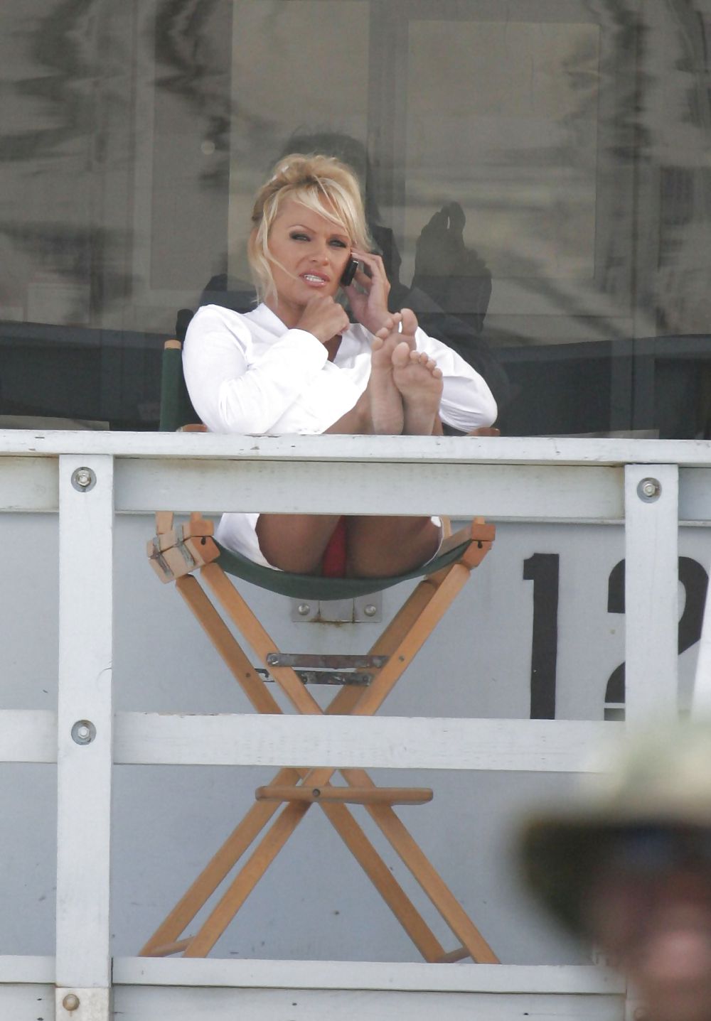 Pamela anderson piedi foto
 #5675021