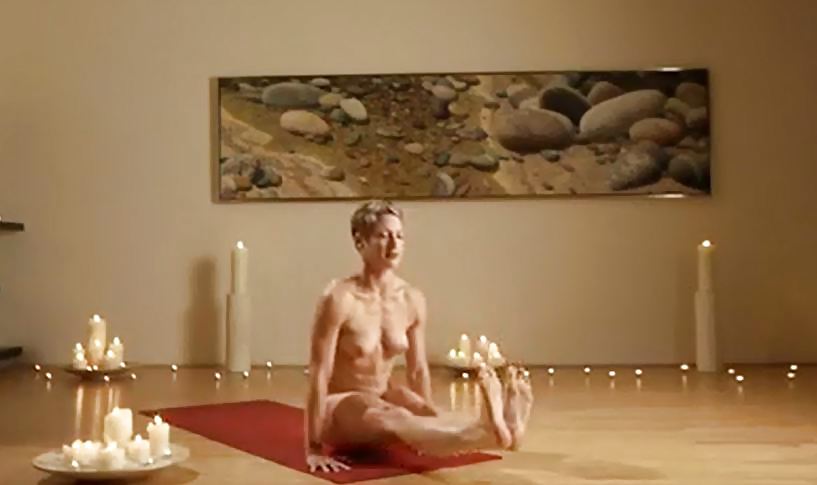 (Bd) Yoga: Efface L'esprit, L'âme, Et Mon Sexe #19388355