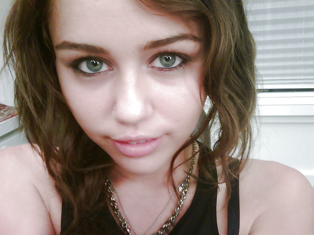 Miley??? #7854030