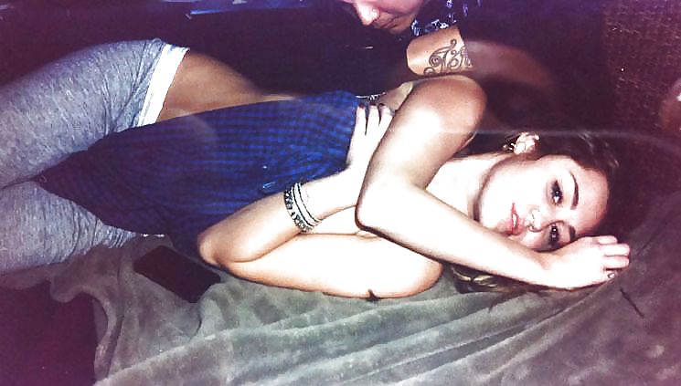 Miley??? #7855912