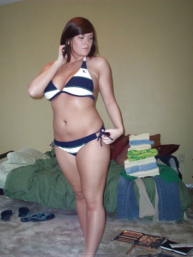 Kurvige amateur  #4408749