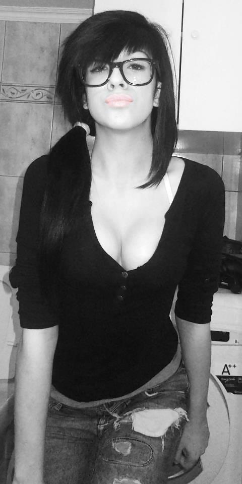 Pipinakia se drash fakelos 13
 #14605827