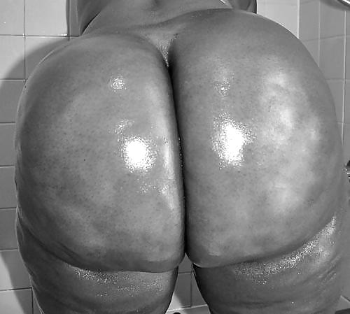 BBW in Black-and-white! Collection #1 #20171318