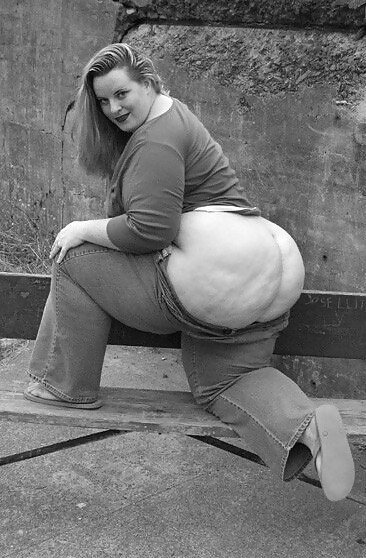 BBW in Black-and-white! Collection #1 #20171410