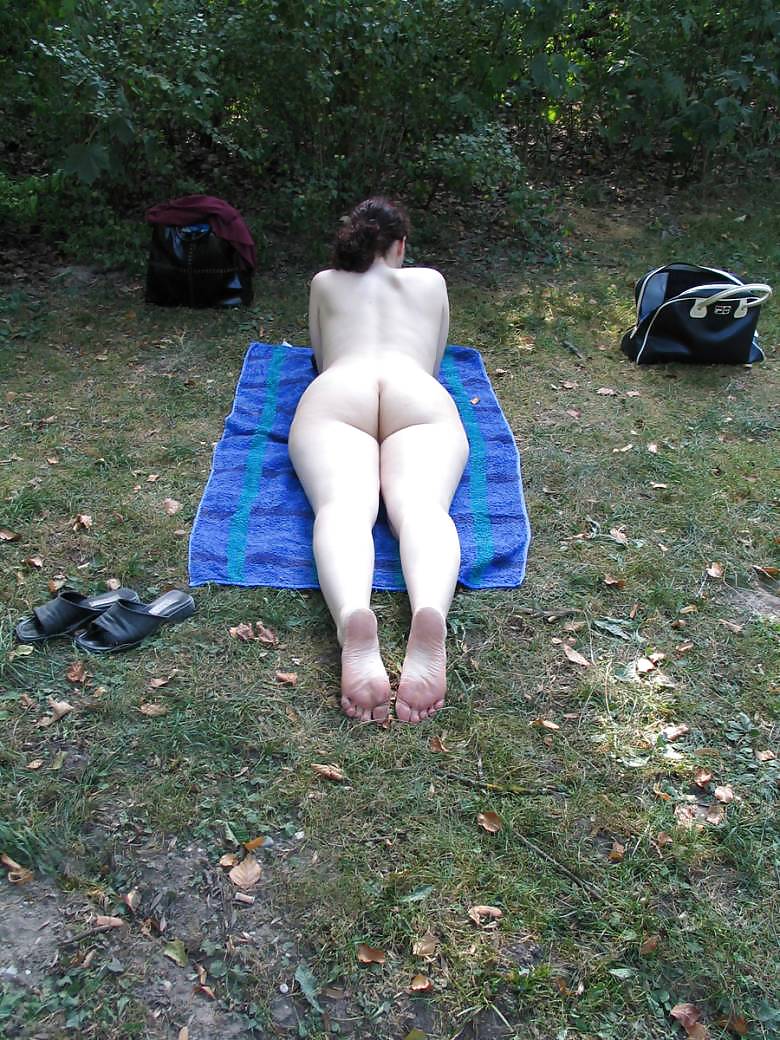 Milf Woman - Big aNd White Ass - Outdoor #3036865