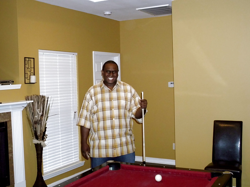 Leonamunra
 #7970324