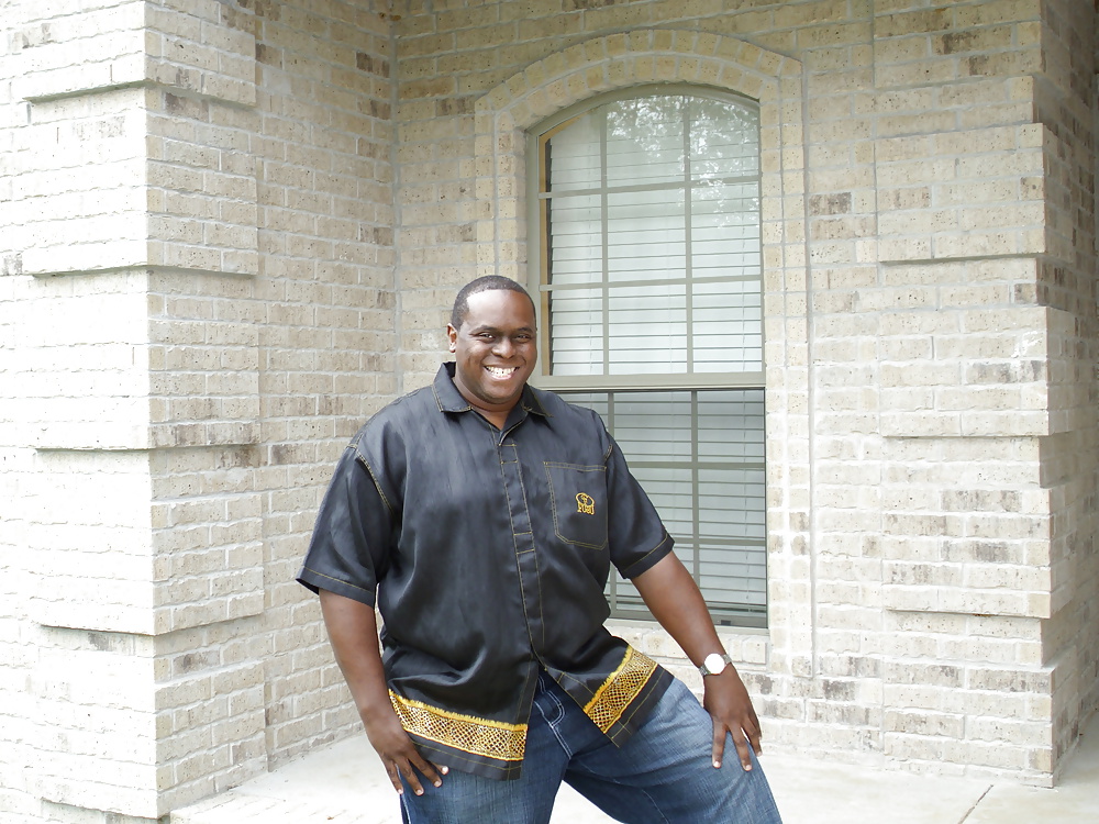 Leonamunra
 #7970335