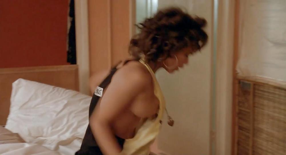 Rosie Perez Ultimate Nude Collection #18951151
