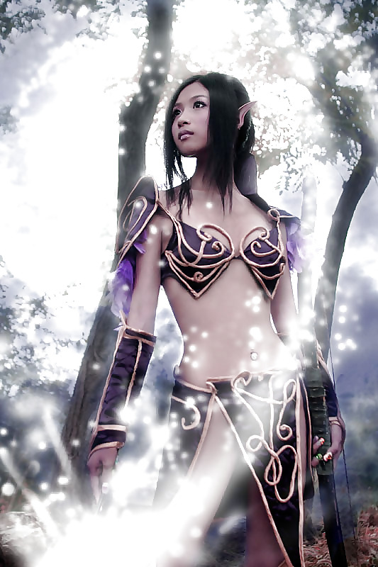 Sexy elves
 #21637871