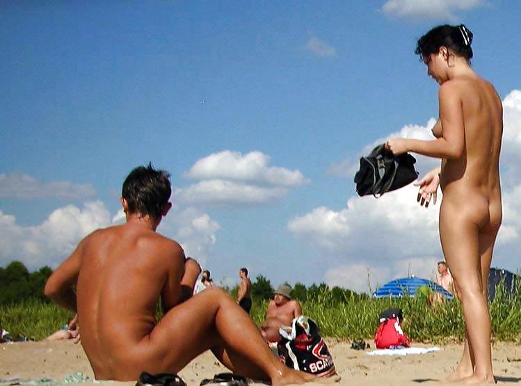 Fotos de nudismo en la playa
 #66209