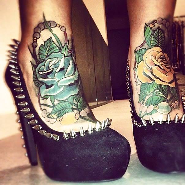 Chickz n ink
 #22042564