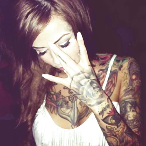 Chickz n ink
 #22042641