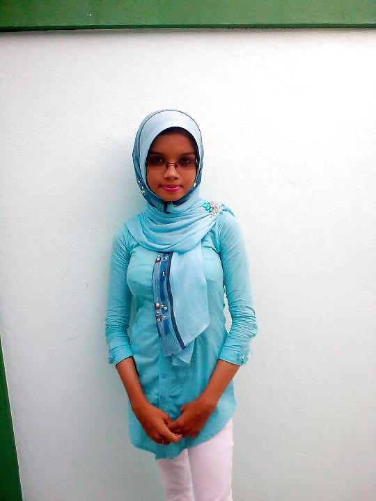Maldivian hijab girl 2 (non-nude) #19864676