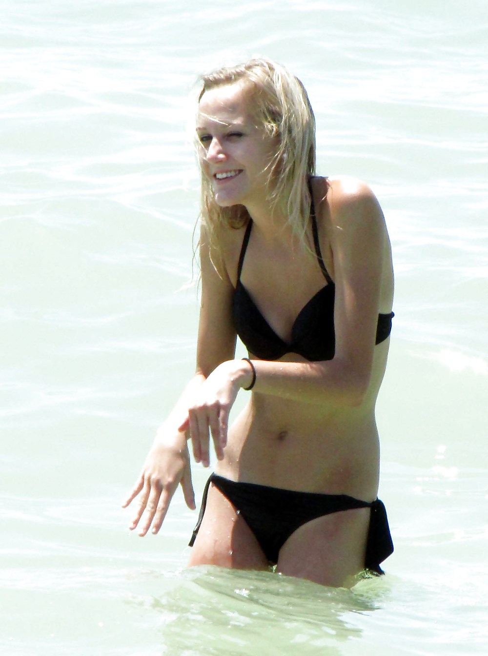 Gota love the beach #3439934