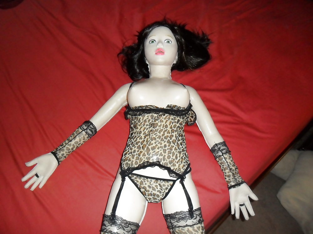 Altri scatti della mia bambola del sesso candy8teen
 #15005183