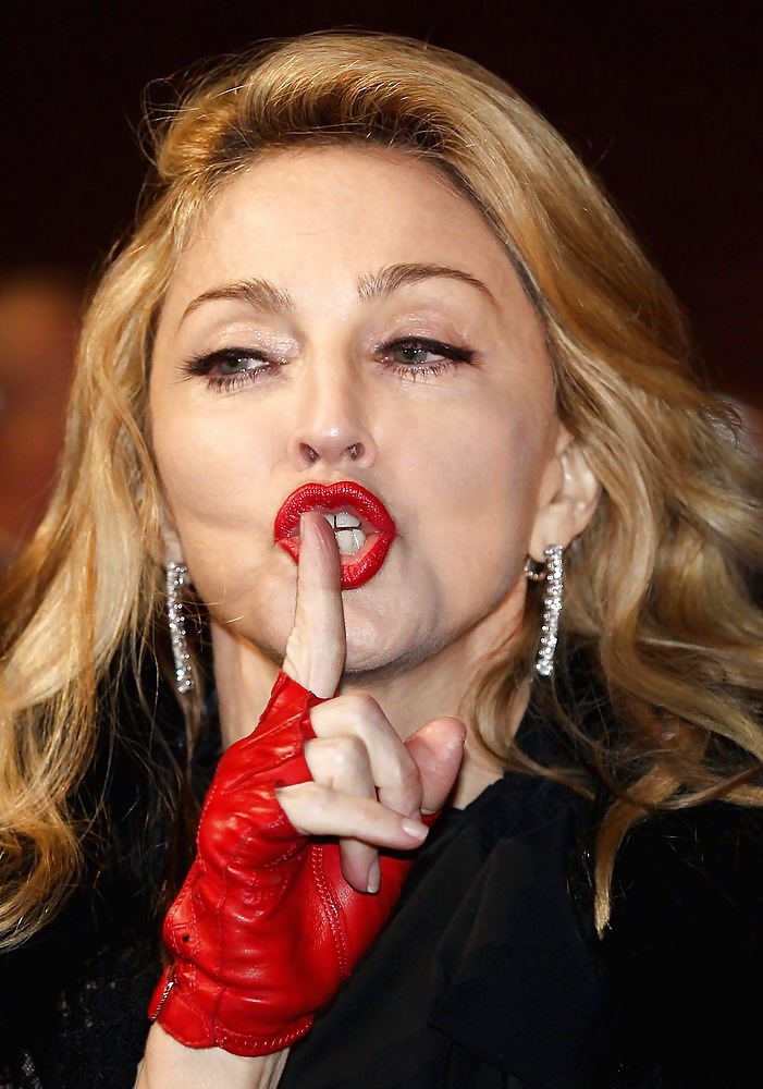 Madonna
 #11430248