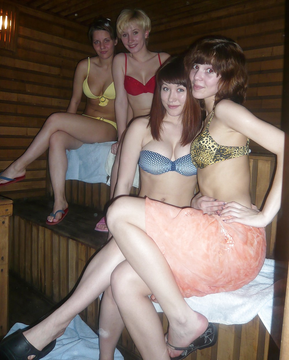 Divertimento sexy in sauna
 #13237260